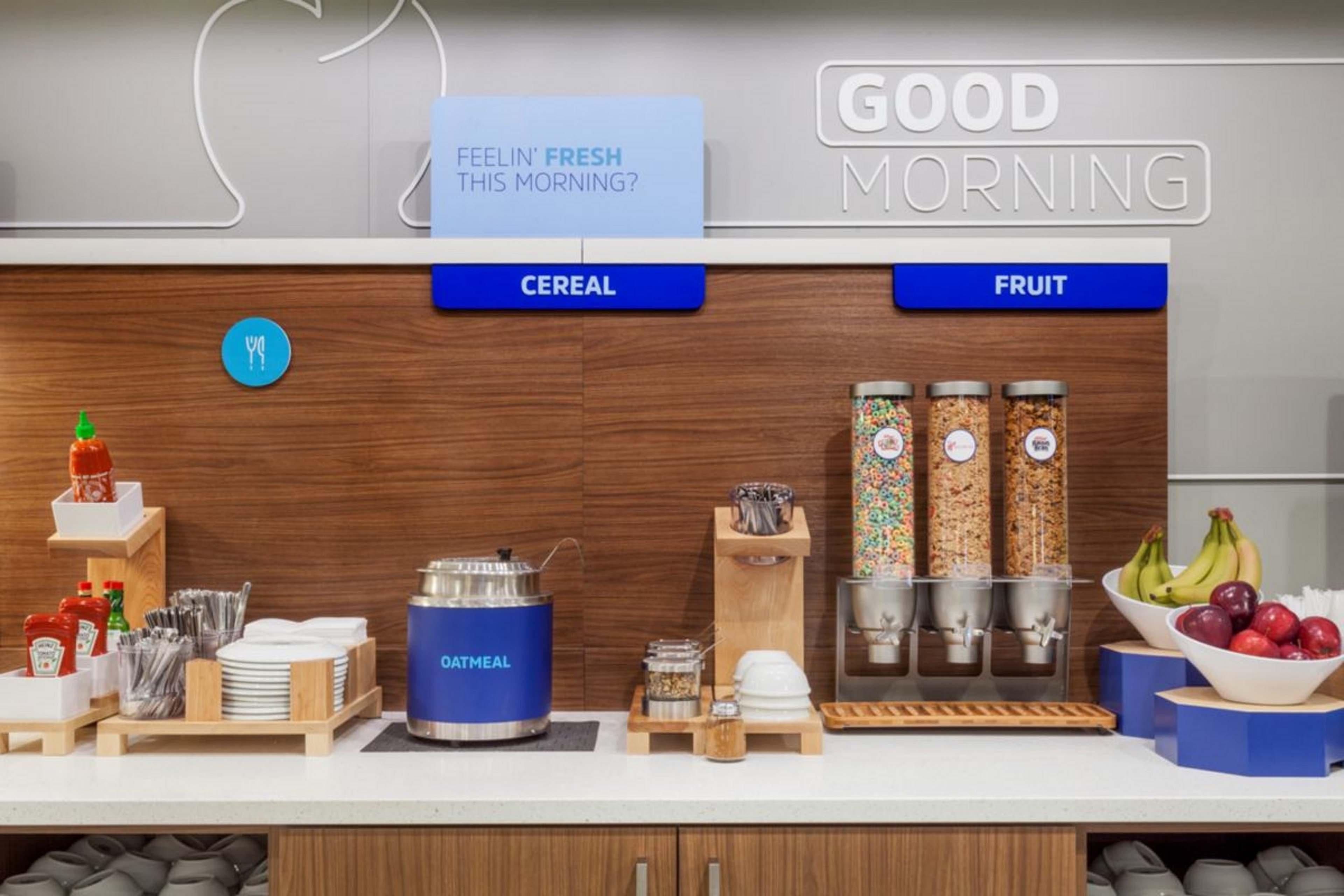 Holiday Inn Express And Suites Beeville By Ihg Bagian luar foto