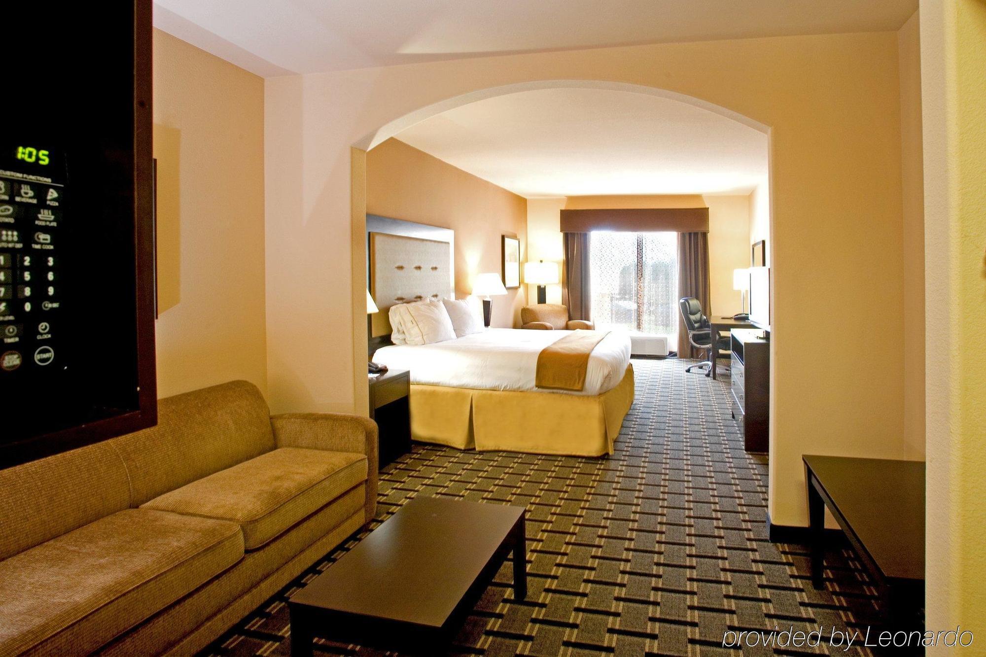 Holiday Inn Express And Suites Beeville By Ihg Ruang foto